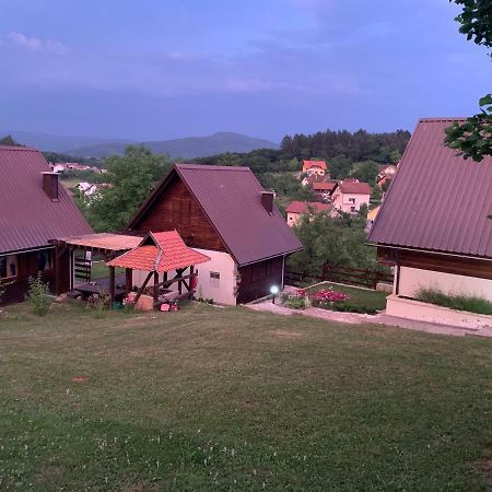 Guesthouse Stefanac 오토칵 외부 사진