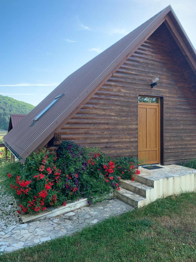 Guesthouse Stefanac 오토칵 외부 사진