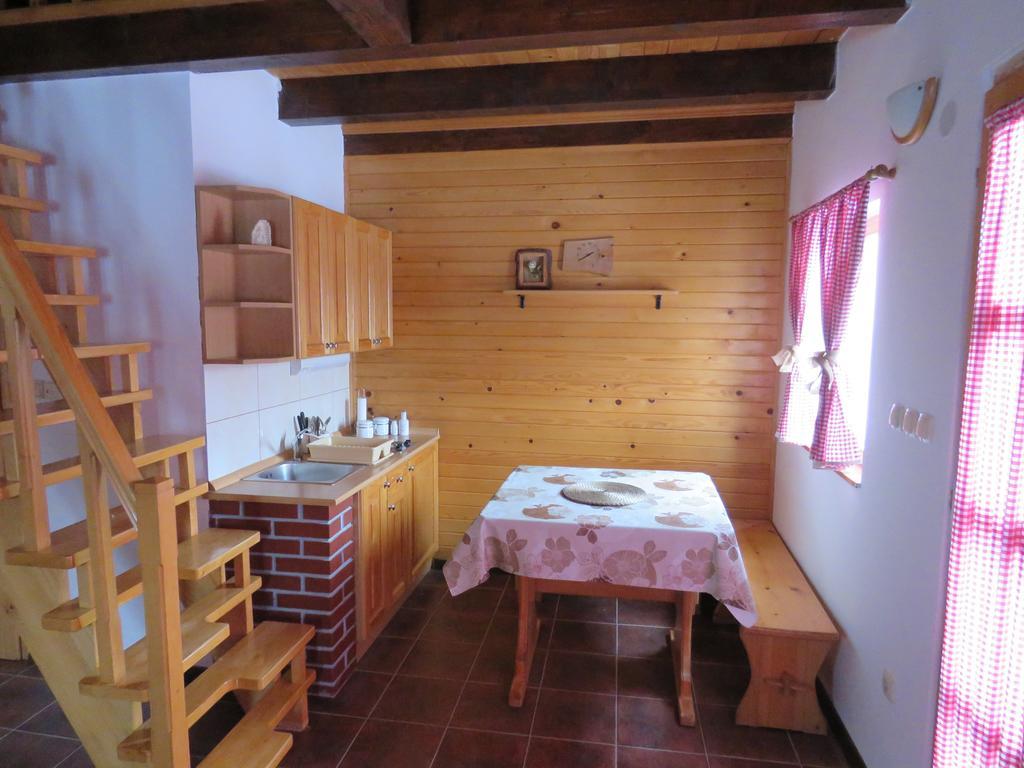 Guesthouse Stefanac 오토칵 외부 사진