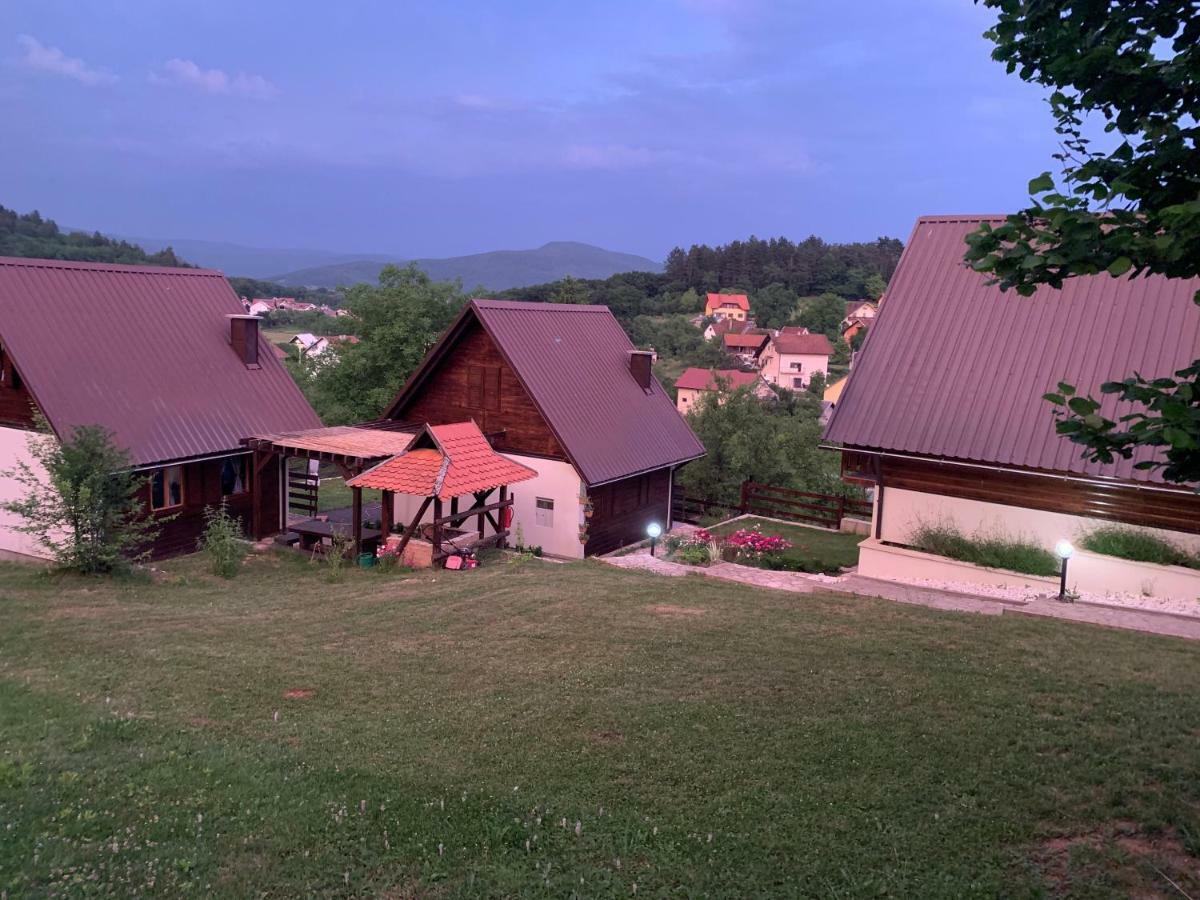 Guesthouse Stefanac 오토칵 외부 사진